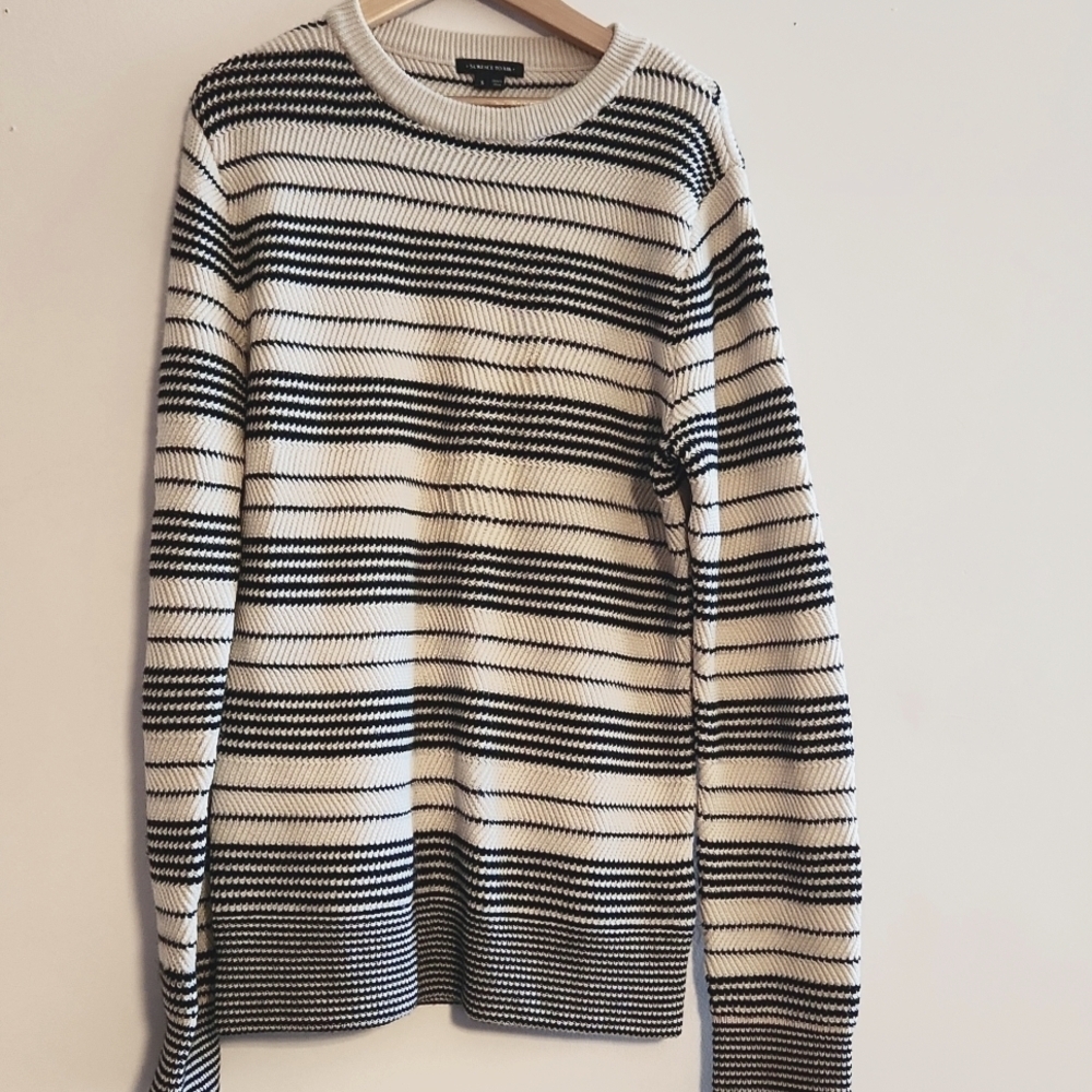 Surface to Air Black and Off-white Striped Crewneck Wool Sweater Sz S